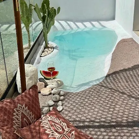 Apartment The Pause